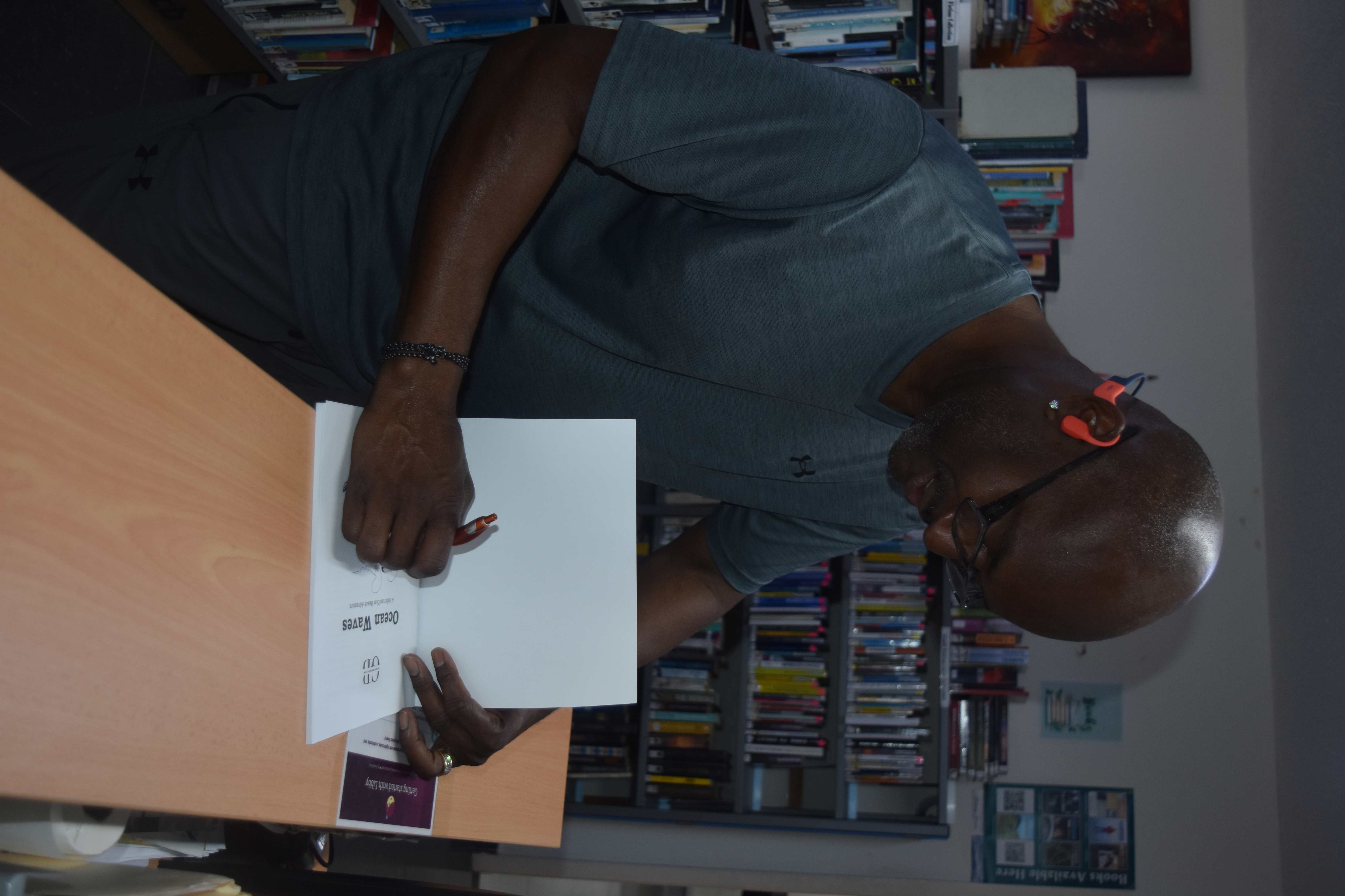 sxm librar autograph